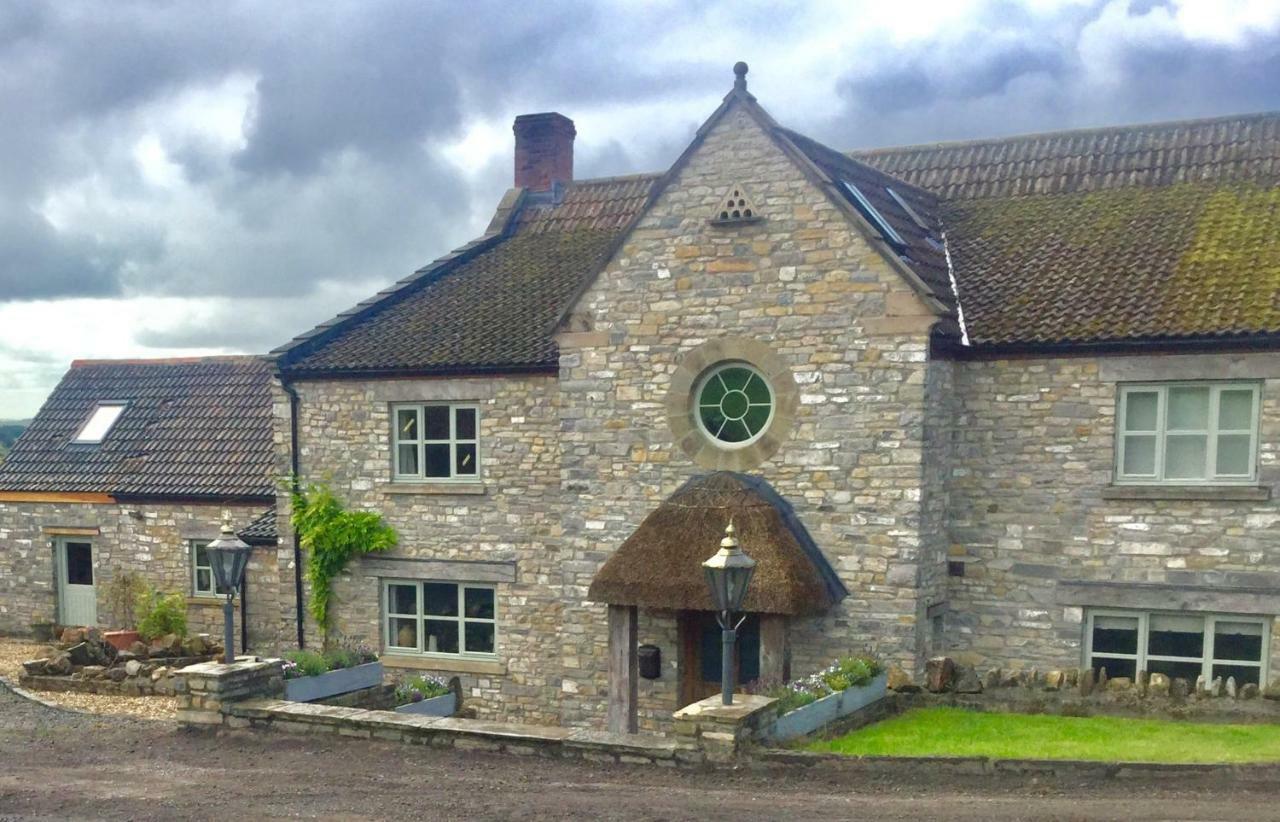مبيت وإفطار Wedmore Castle Farm المظهر الخارجي الصورة