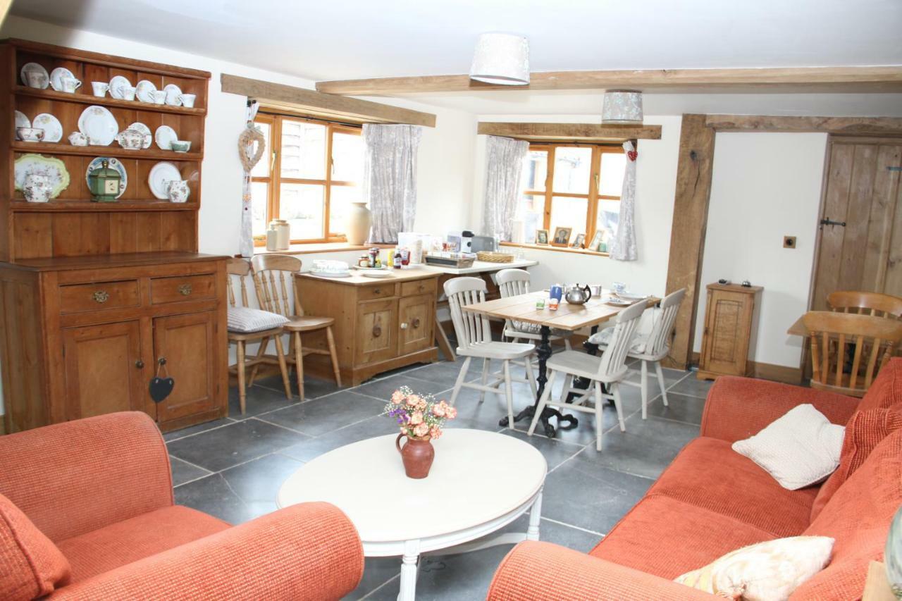 مبيت وإفطار Wedmore Castle Farm المظهر الخارجي الصورة